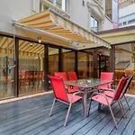 Luxurious 3 Bedroom In Herastrau Apartment