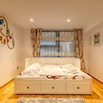 Luxurious 3 Bedroom In Herastrau *