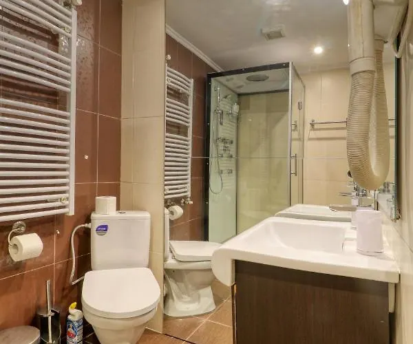 Luxurious 3 Bedroom In Herastrau *