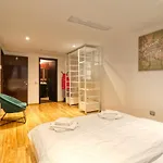 Luxurious 3 Bedroom In Herastrau