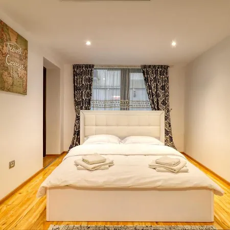 Luxurious 3 Bedroom In Herastrau *