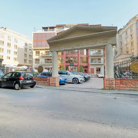 Luxurious 3 Bedroom In Herastrau