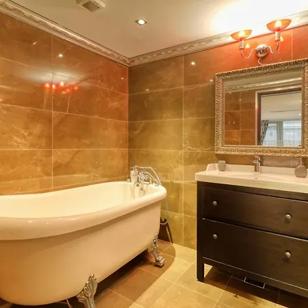 Appartement Luxurious 3 Bedroom In Herastrau