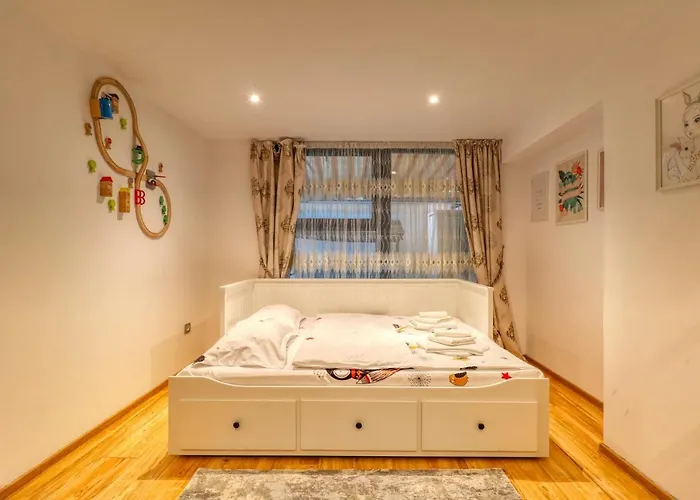 Luxurious 3 Bedroom In Herastrau *