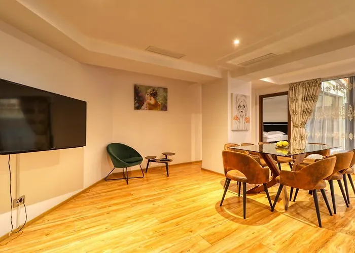 Luxurious 3 Bedroom In Herastrau * Bukurešť